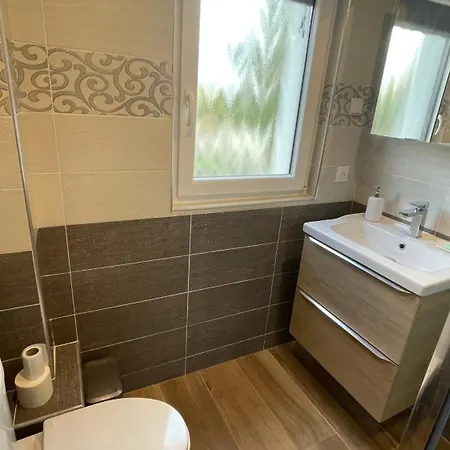Le Havre D'athena - Grand Appart, Jardin Prive, Abri Velos & Acces Rapide A61 Lejlighed