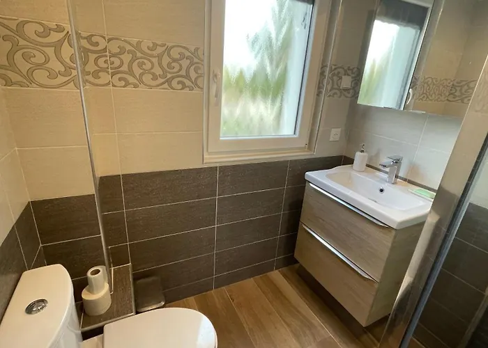 Le Havre D'athena - Grand Appart, Jardin Prive, Abri Velos & Acces Rapide A61 شقة